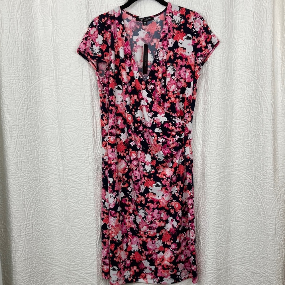 Jones New York Floral Pink and Black Women's Dress sz Medium NWT